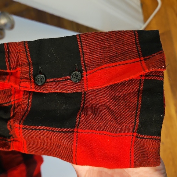 Red and Black Plaid Lace-Up Shirt - Picture 4 of 5